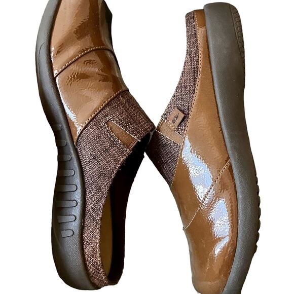 Revitalign Orthotic Patent Mules - Size 8 NEW - Picture 3 of 8